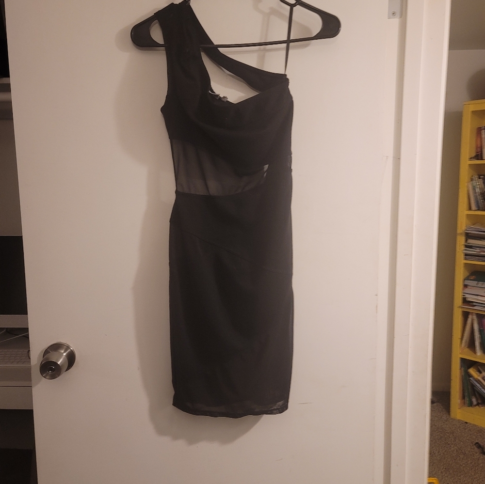 Dress - Picture 2 of 3